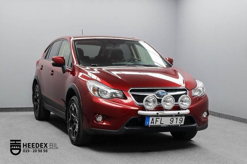 Röd Begagnad 2012 Subaru XV Sport SUV | 119 800 kr (Marknadspris) - Bild 1/4