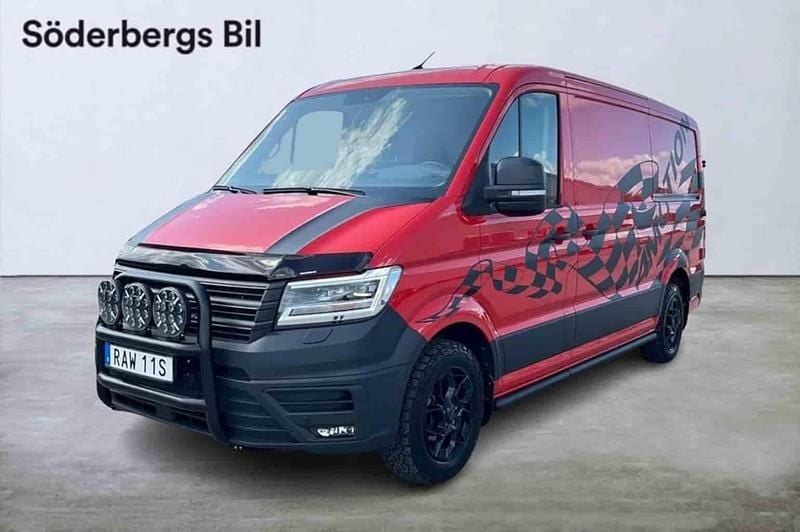 Röd Begagnad 2024 VW Crafter Van | 674 875 kr - Bild 1/1
