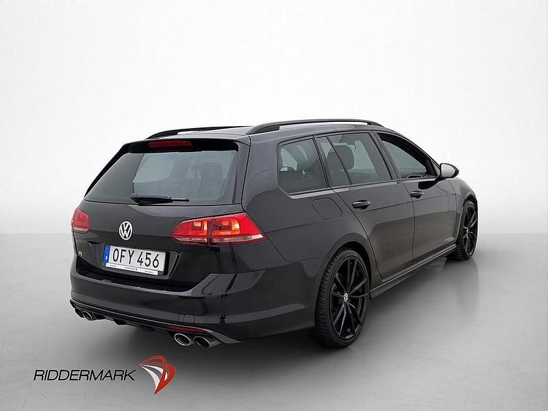 Begagnad VW Golf VII R 301 HK (221 kW) 2016 Svart Kombi