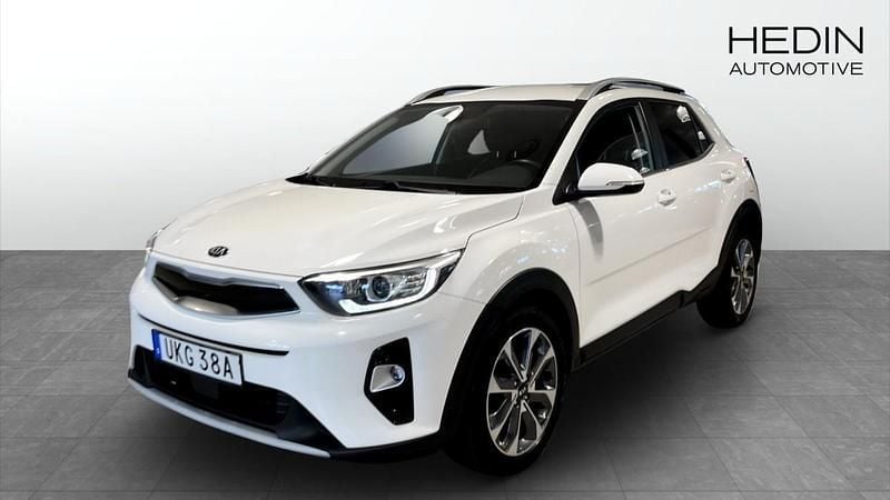 Vit (white) Begagnad 2020 Kia Stonic Advance SUV | 179 900 kr (Bra pris) - Bild 1/4