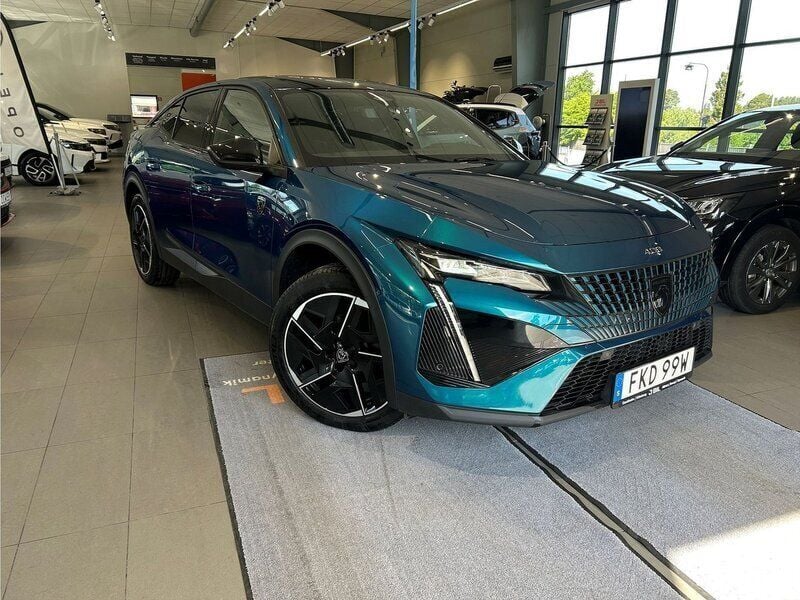 Blå Begagnad 2023 Peugeot 408 GT GTi SUV | 289 900 kr (Marknadspris) - Bild 1/4