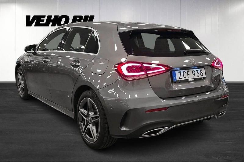 Begagnad Mercedes A250 AMG 218 HK (160 kW) 2022 Bergsgrå metallic Halvkombi
