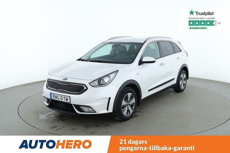 Vit Begagnad 2019 Kia Niro Advance SUV | 177 000 kr (Bra pris) - Bild 1/4