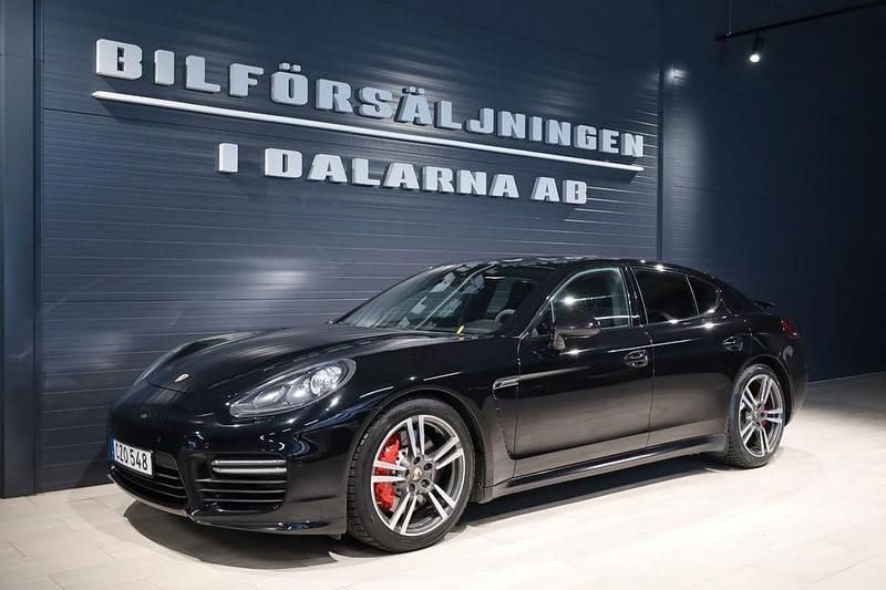 Begagnad Porsche Panamera GTS 441 HK (324 kW) 2014 Svart Sedan