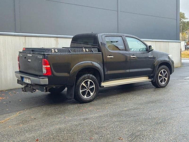 Begagnad Toyota HiLux 171 HK (125 kW) 2013 Svart Pickup