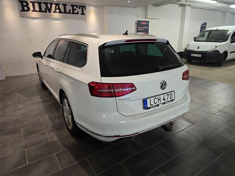 Begagnad VW Passat GT 190 HK (139 kW) 2016 Vit