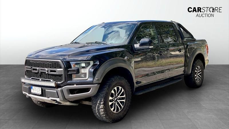 Svart (black) Begagnad 2018 Ford F-150 Raptor Pickup | 650 000 kr (Dyr) - Bild 1/4