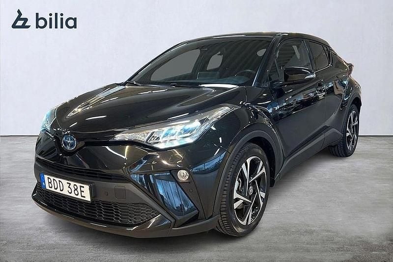 Svart Begagnad 2022 Toyota C-HR Edition SUV | 269 900 kr (Marknadspris) - Bild 1/4