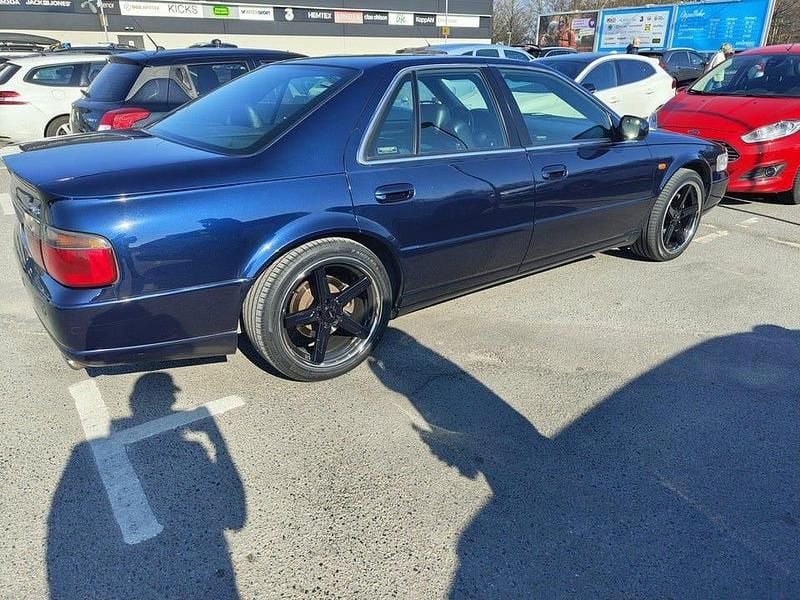 Begagnad Cadillac Seville STS 305 HK (224 kW) 1999 Mörkblå metallic Sedan