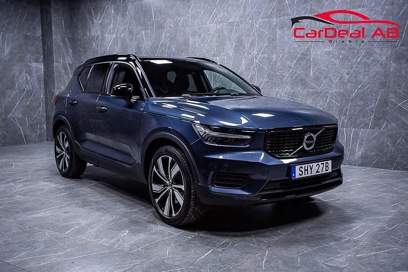 Begagnad Volvo XC40 R-Design 129 HK (94 kW) 2022 Mörkblå SUV