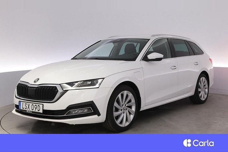 Begagnad 2021 Skoda Octavia Style Kombi | 254 900 kr (Marknadspris) - Bild 1/4