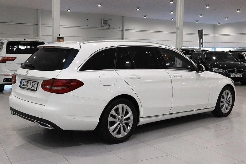 Begagnad Mercedes C220 Avantgarde 195 HK (143 kW) 2019 Vit Kombi