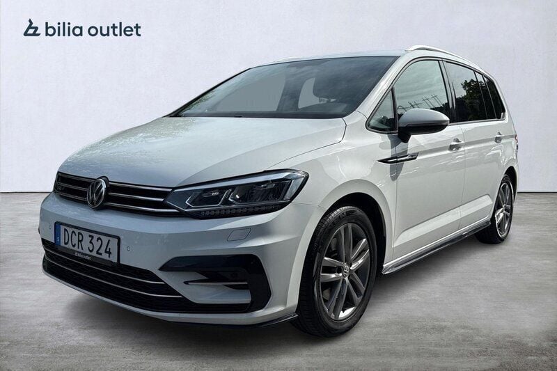 Vit Begagnad 2018 VW Touran R-line Minibuss | 229 900 kr (Bra pris) - Bild 1/4