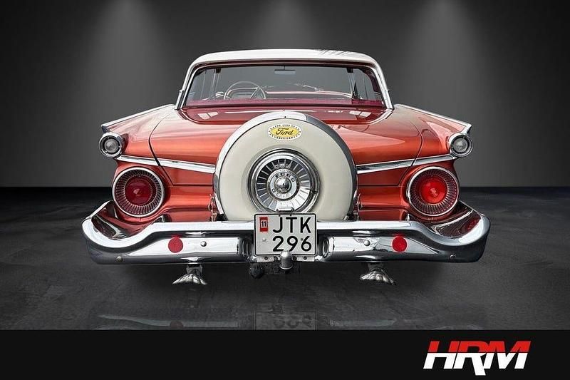 Begagnad Ford Galaxie 146 HK (107 kW) 1959 Röd Sedan