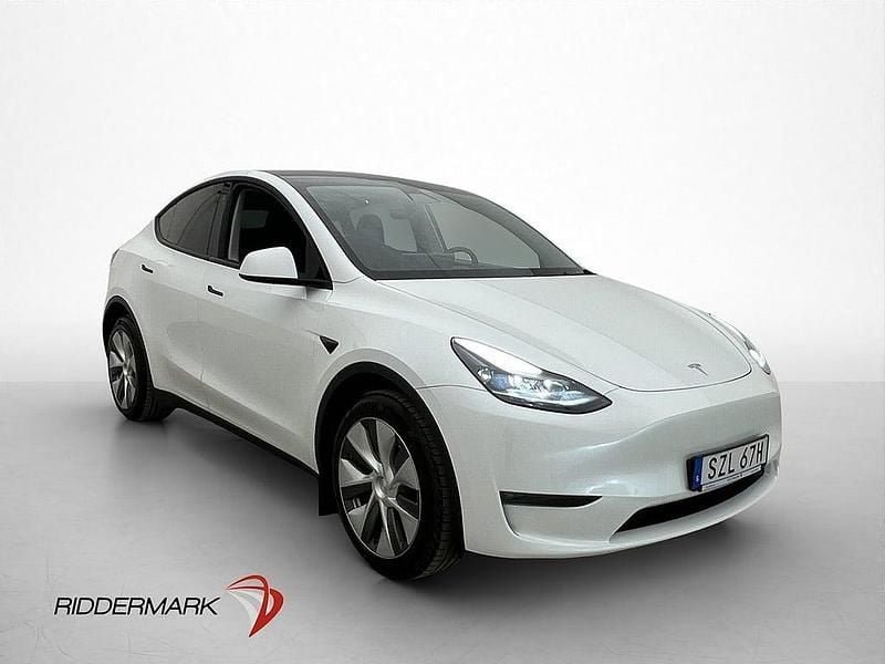 Begagnad Tesla Model Y Long Range AWD 378 kW (514 HK) 2023 Vit SUV