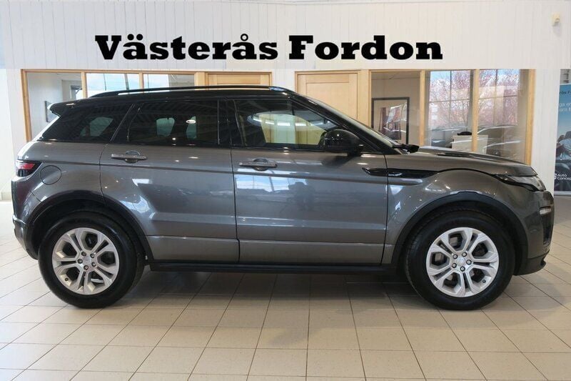 Grå Begagnad 2015 Land Rover Range Rover evoque Dynamic SUV | 209 900 kr (Marknadspris) - Bild 1/4