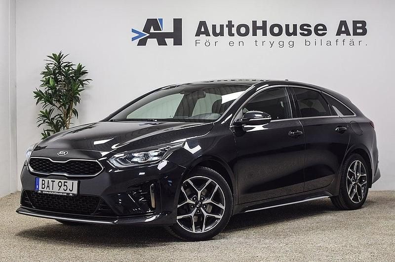 Svart Begagnad 2019 Kia ProCeed GT-Line Kombi | 199 000 kr (Marknadspris) - Bild 1/4