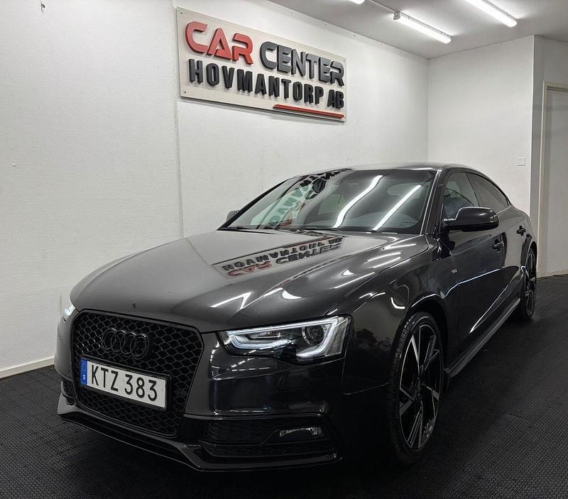 Grå Begagnad 2015 Audi A5 Sportback Halvkombi | 179 900 kr (Lite dyr) - Bild 1/4