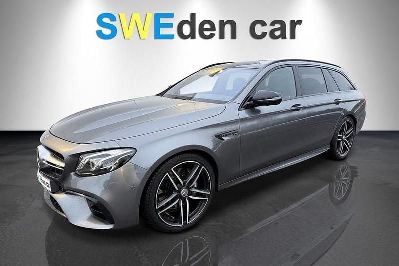 Begagnad Mercedes E63 AMG AMG 571 HK (419 kW) 2019 Grå