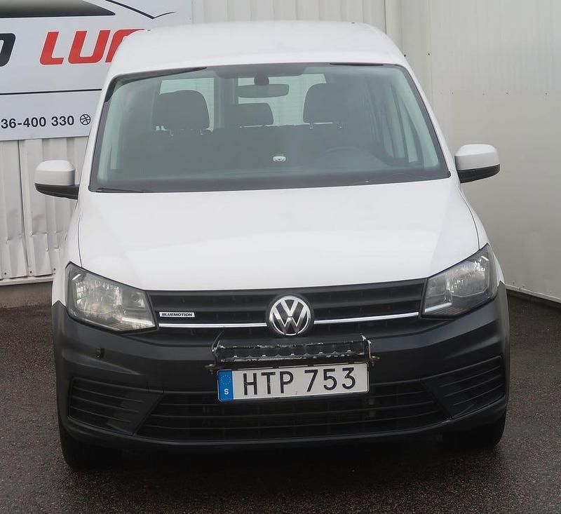 Begagnad VW Caddy Life 110 HK (80 kW) 2017 Vit Minibuss