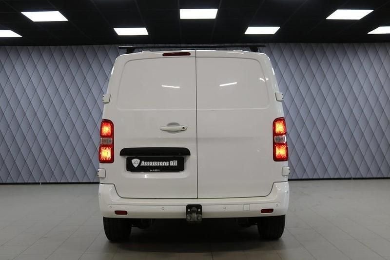 Begagnad Peugeot Expert 122 HK (89 kW) 2020 Vit Van