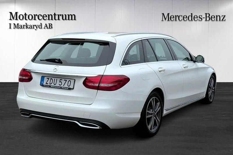 Begagnad Mercedes C220 Avantgarde 170 HK (125 kW) 2017 Vit Kombi