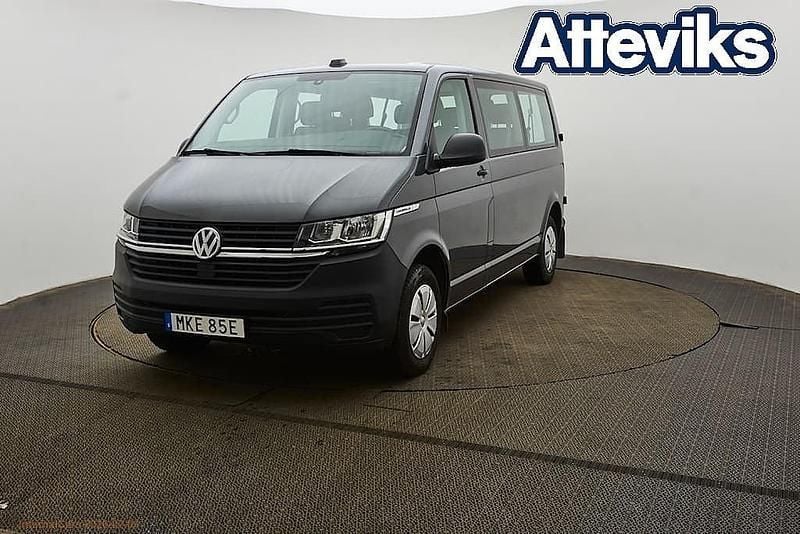 Begagnad VW Caravelle Trendline 150 HK (110 kW) 2023 Grå Minibuss