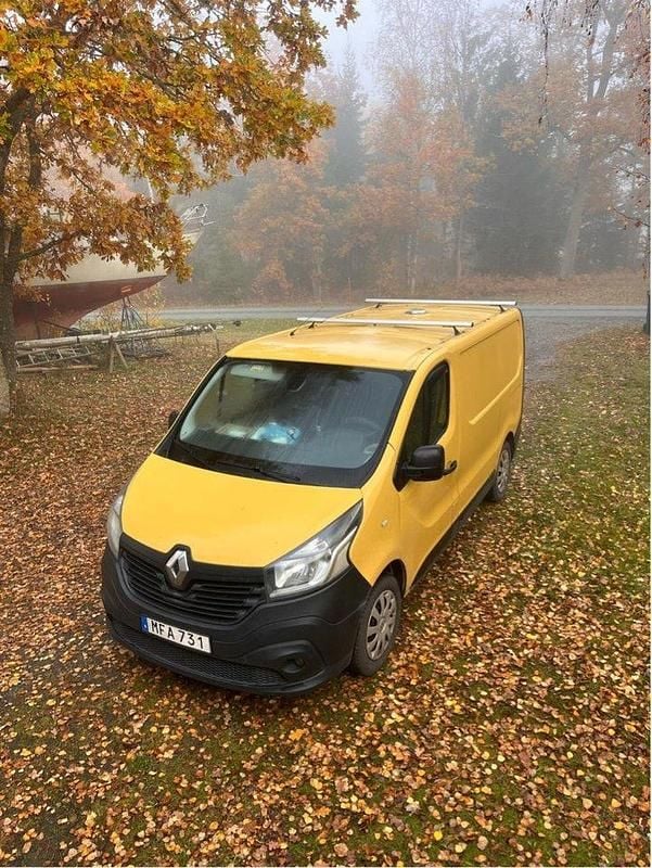 Gul Begagnad 2016 Renault Trafic Van | 88 000 kr (Bra pris) - Bild 1/4