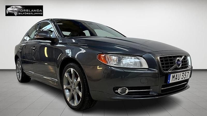 Begagnad Volvo S80 Summum 166 HK (122 kW) 2011 Grå Sedan
