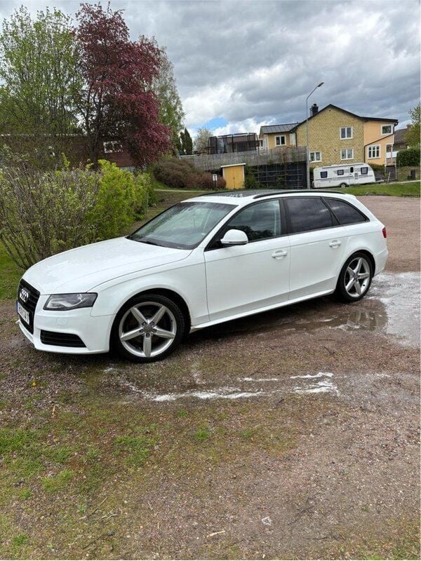 Vit Begagnad 2009 Audi A4 Kombi | 57 000 kr (Marknadspris) - Bild 1/4