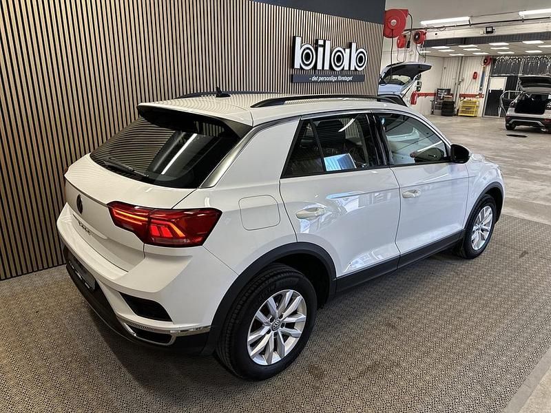 Begagnad VW T-Roc Style 110 HK (80 kW) 2021 Vit SUV