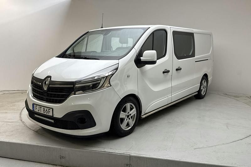 Vit Begagnad 2020 Renault Trafic Van | 239 000 kr (Marknadspris) - Bild 1/4