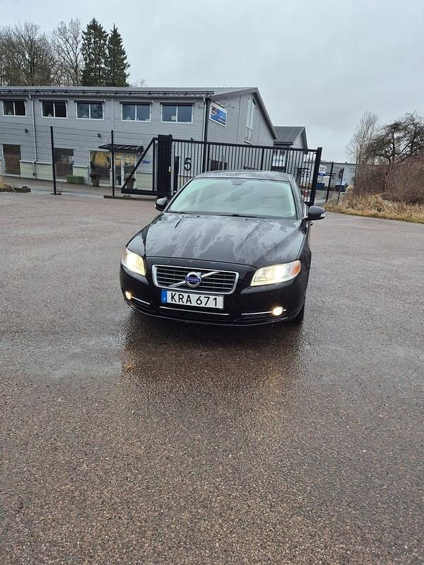 Begagnad Volvo S80 145 HK (106 kW) 2011 Sedan