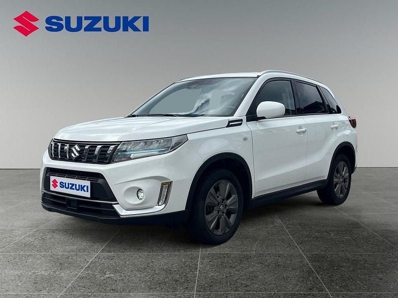 Vit Begagnad 2022 Suzuki Vitara SUV | 219 000 kr (Superpris) - Bild 1/4