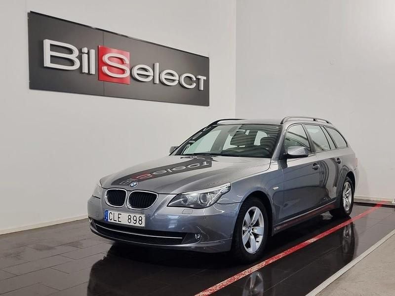 Begagnad BMW 520 177 HK (130 kW) 2008 Grå Kombi