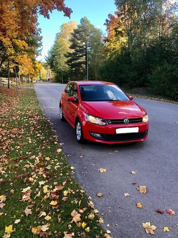 Begagnad 2014 VW Polo Halvkombi | 52 500 kr (Bra pris) - Bild 1/1