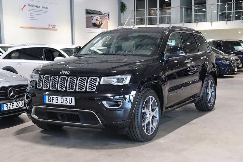 Svart Begagnad 2019 Jeep Grand Cherokee Overland SUV | 249 900 kr (Bra pris) - Bild 1/4