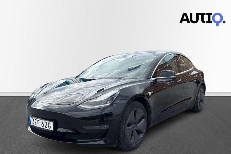 Svart Begagnad 2020 Tesla Model 3 Long Range AWD Sedan | 269 900 kr (Marknadspris) - Bild 1/4