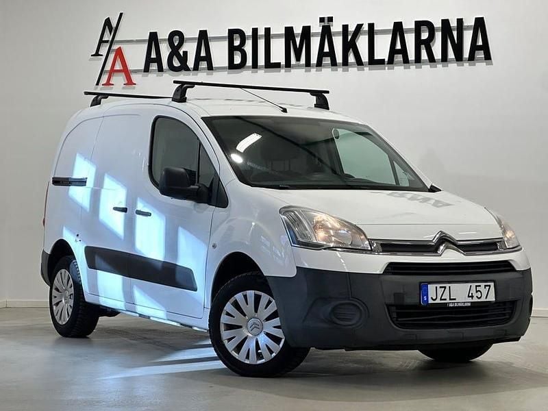 Vit Begagnad 2013 Citroën Berlingo Minibuss | 64 900 kr (Marknadspris) - Bild 1/4