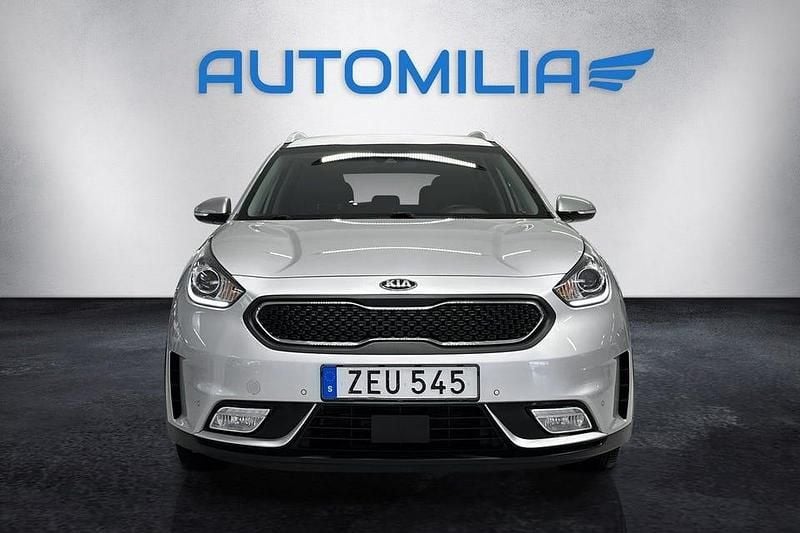 Begagnad Kia Niro Advance 141 HK (103 kW) 2017 Grå SUV