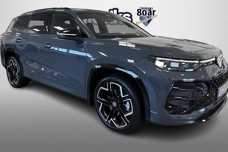 Begagnad VW Tayron R-line 193 HK (141 kW) 2025 Grå SUV