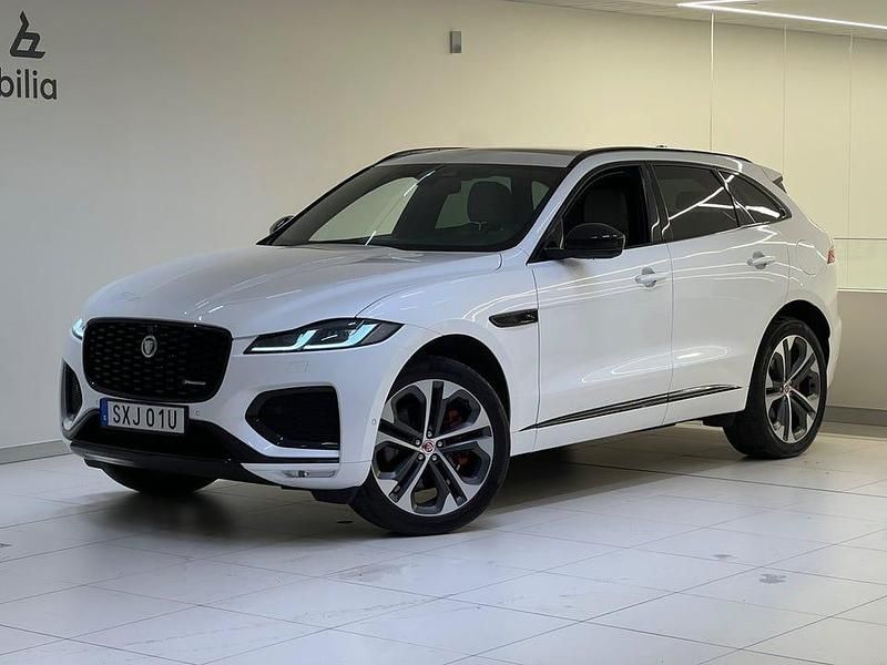 Vit Begagnad 2023 Jaguar F-Pace R-Dynamic SUV | 599 000 kr (Bra pris) - Bild 1/4