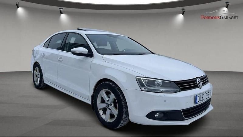 Begagnad VW Jetta GT 105 HK (77 kW) 2013 Vit Sedan