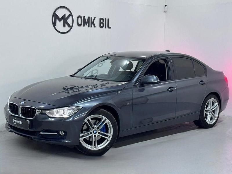 Begagnad BMW 320 Sport Line 184 HK (135 kW) 2012 Grå Sedan