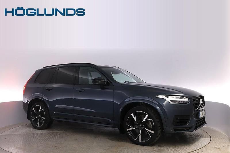 Begagnad Volvo XC90 Ultimate 310 HK (228 kW) 2022 Mörkblå SUV
