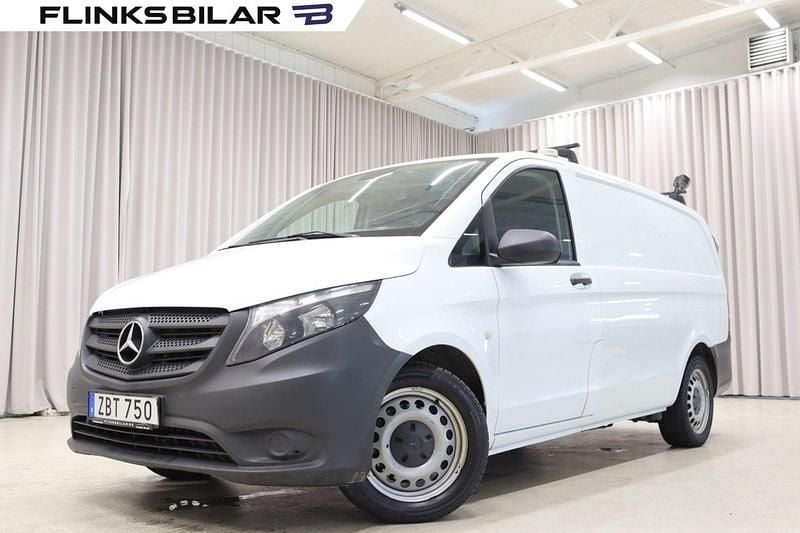 Vit Begagnad 2018 Mercedes Vito Minibuss | 189 800 kr (Marknadspris) - Bild 1/4