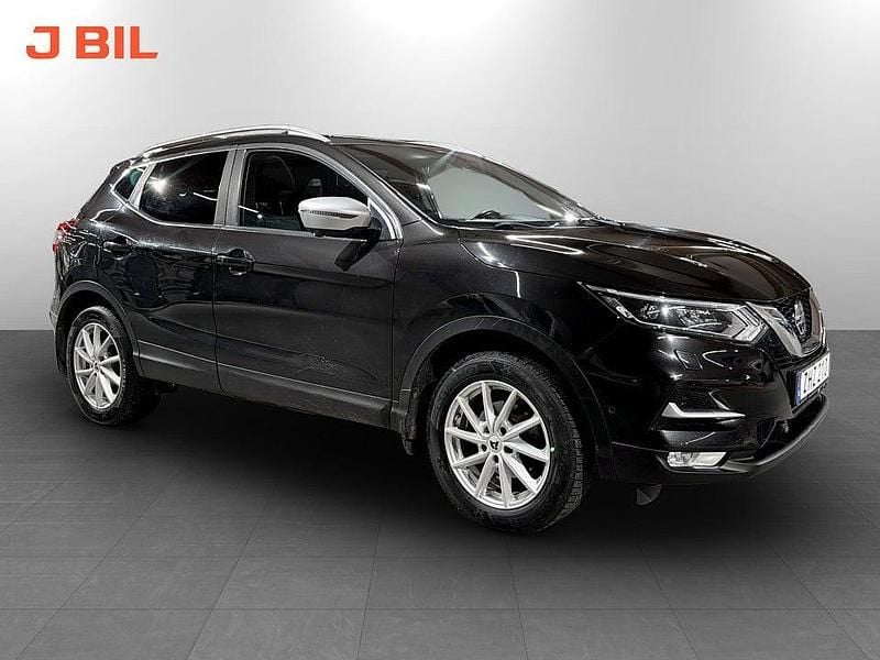 Svart Begagnad 2018 Nissan Qashqai SUV | 139 900 kr (Marknadspris) - Bild 1/3