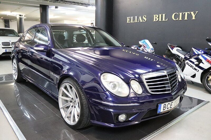 Begagnad 2003 Mercedes E55 AMG AMG Sedan | 229 900 kr - Bild 1/4