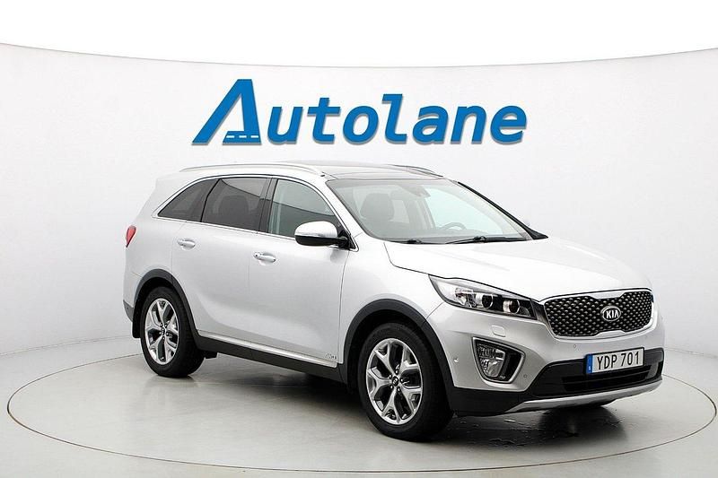 Grå Begagnad 2016 Kia Sorento 2 SUV | 199 900 kr (Marknadspris) - Bild 1/3