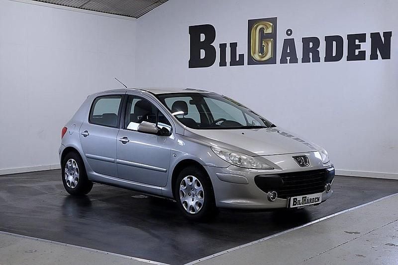 Begagnad Peugeot 307 109 HK (80 kW) 2006 Grå Halvkombi